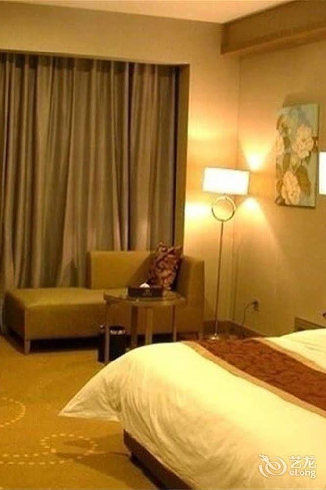 Ehrenburg Hotel Фошань Экстерьер фото