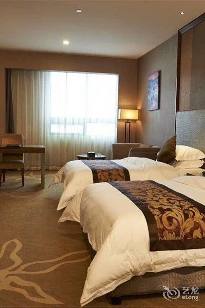 Ehrenburg Hotel Фошань Экстерьер фото